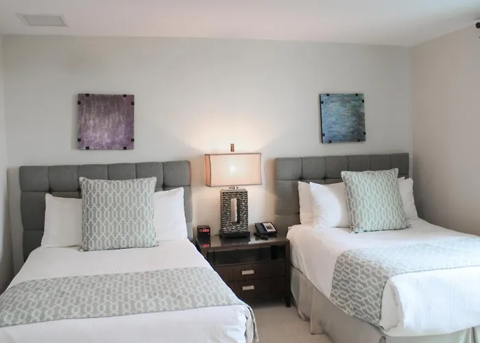 Broadway Plaza, Trademark Collection By Wyndham